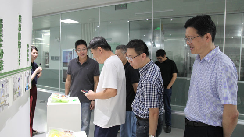 紹興市人大常委會(huì)社會(huì)工委主任徐建璋調(diào)研浙農(nóng)華盛